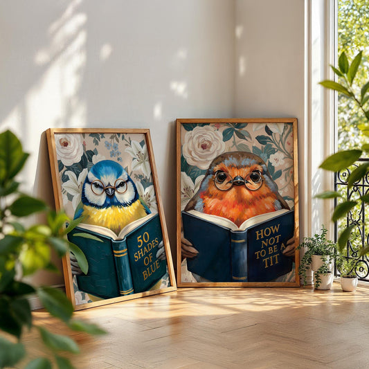 Funny Robin Reading Book Art – Quirky Bird Lover Wall Decor